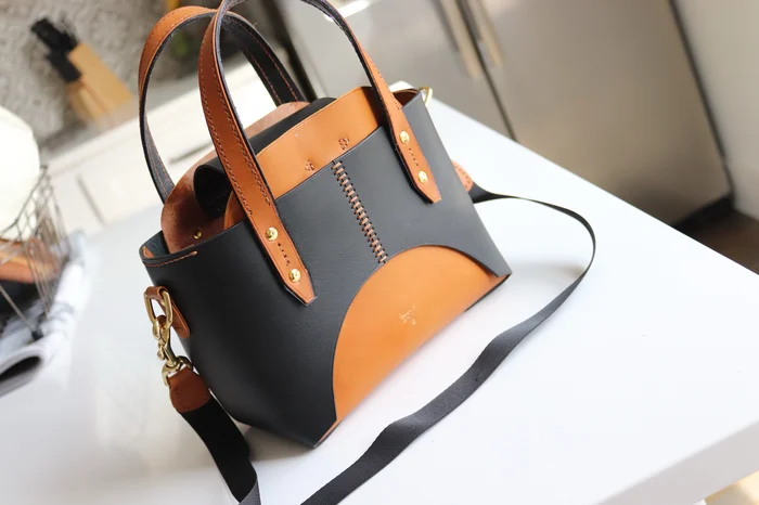 Two-tone leather tote bag